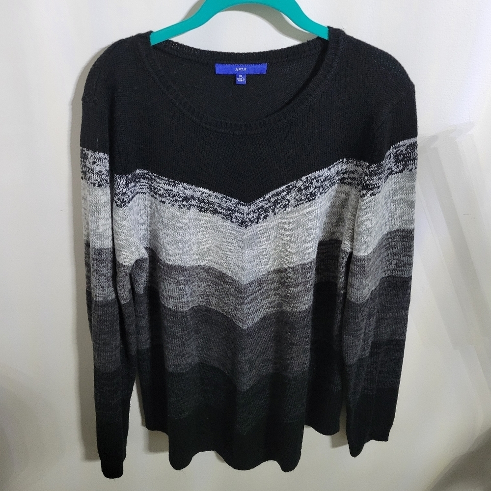 Apt. 9 Women's Black & Gray Chevron Stripe Knit Sweater, Size XL